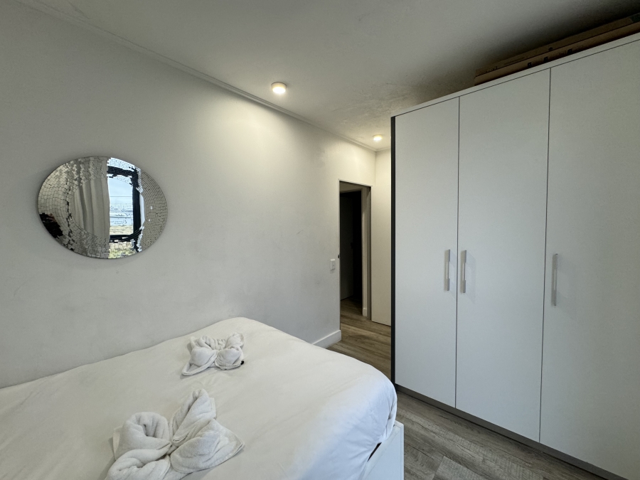 2 Bedroom Property for Sale in Woodstock Western Cape